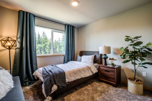 Gorgeous Bedroom at Panorama, Snoqualmie, 98065
