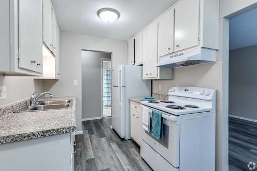 Priscilla Standish Apartments Kitchen