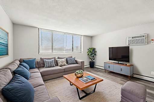 Como Court Apartments, 1 Bedroom, Minneapolis, Dinkytown