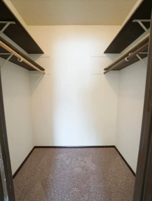 Arlington Place Closet, St. Paul, Minnesota