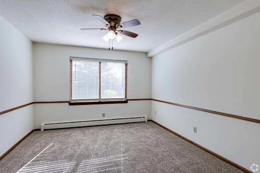 Apache Manor Apartments, Minneapolis, MN