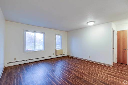 Rolling Hills Apartments, St Paul, MN