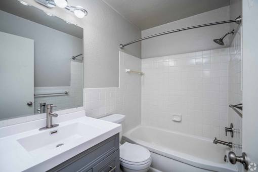 Richfield Square Apartments, Richfiled, MN