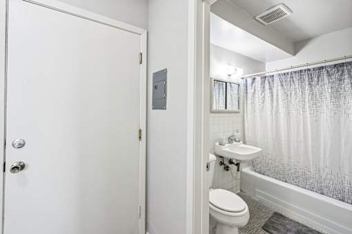 Como Court Apartments, 1 Bedroom, Minneapolis, Dinkytown