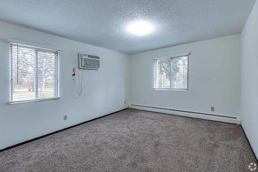 Victoria Flats, Roseville, Minnesota