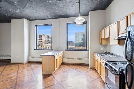 Commerce Building, Affordable Apartments, Downtown St Paul, MN