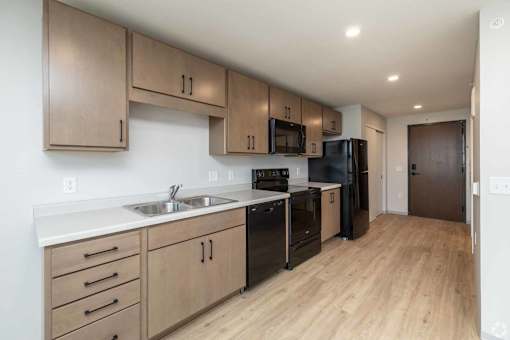 Lakefield Apartments, Uptown, Lynlake, Minneapolis, MN
