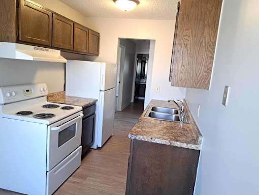 Corinthian Apartments Kitchen, Richfield, Minnesota