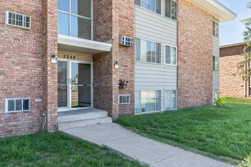 Portland Terrace Apartments, Richfield, MN