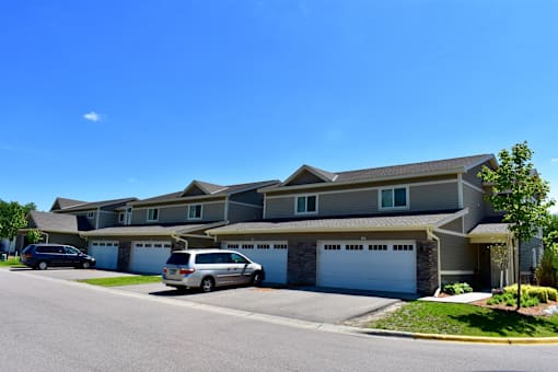 Creeks Run Townhomes, Chaska, MN