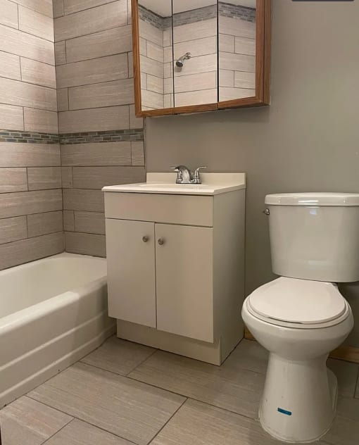 3428 Harriet Apartments, Bathroom, MInneapolis