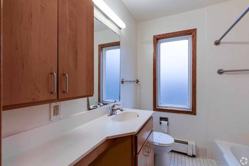 Rolling Hills Apartments, St Paul, MN