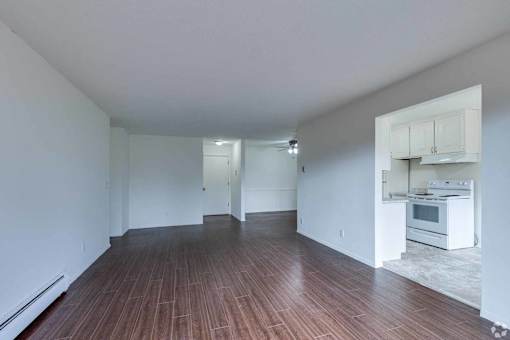 Victoria Flats, Roseville, Minnesota