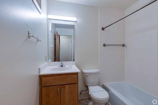 Rolling Hills Apartments, St Paul, MN