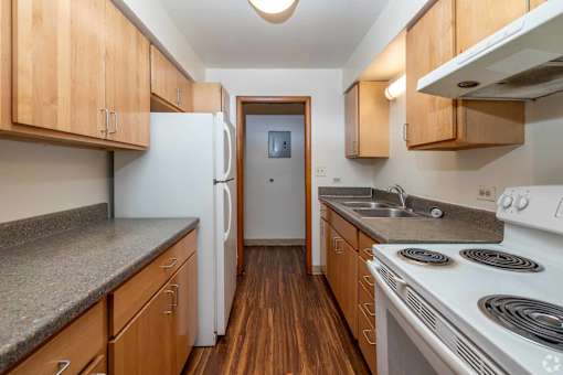 Rolling Hills Apartments, St Paul, MN