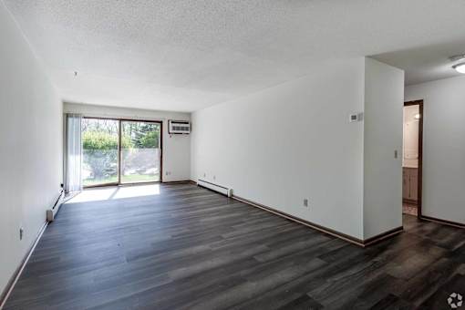 Apache Manor Apartments, Minneapolis, MN