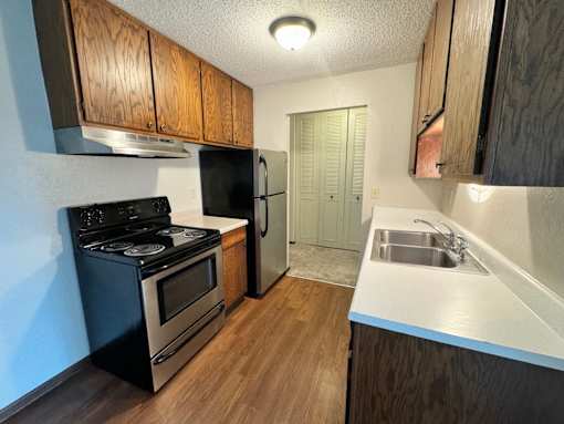 956 Place Apartments Forest Lake, Minnesota Kitchen
