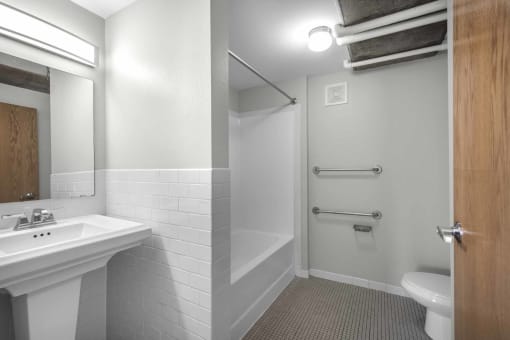 Stone Arch I Bathroom, Minneapolis, Minnesota