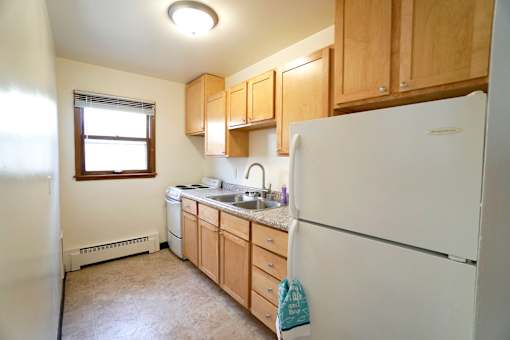 Adrian Apartments, St Paul, MN