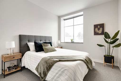 Amber Union Bedroom, Falcon Heights, Minnesota