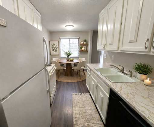 Charlton Park Apartments, West St Paul, MN