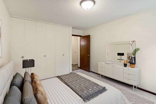 Eastside 1276 Bedroom, St. Paul, Minnesota