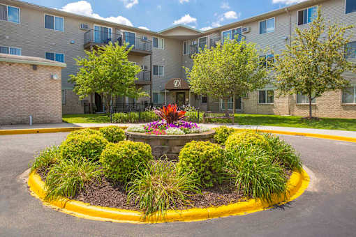 Dove Tree Apartments, Elk River, MN