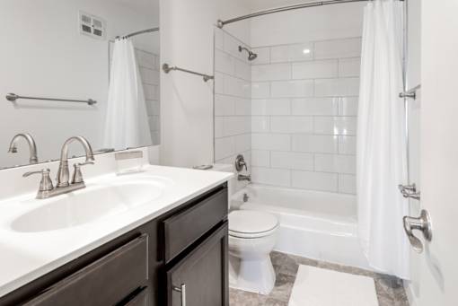 Lexington Hills Bathroom