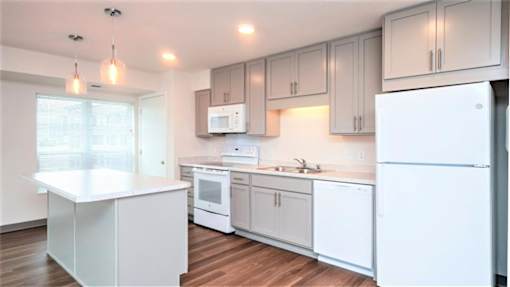 Cadence Apartments Kitchen, Bloomington, Minnesota