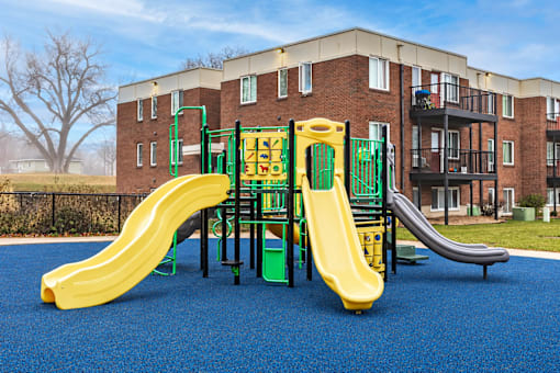 Rolling Hills Apartments, St Paul, MN