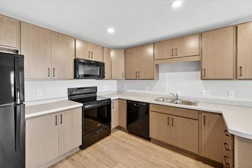 Lakefield Apartments, Uptown, Lynlake, Minneapolis, MN