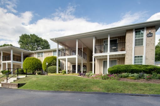 Exterior View at Montecito West in Raleigh, North Carolina 27609