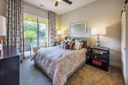 Large Comfortable Bedrooms at The Lincoln Apartments, Raleigh, North Carolina