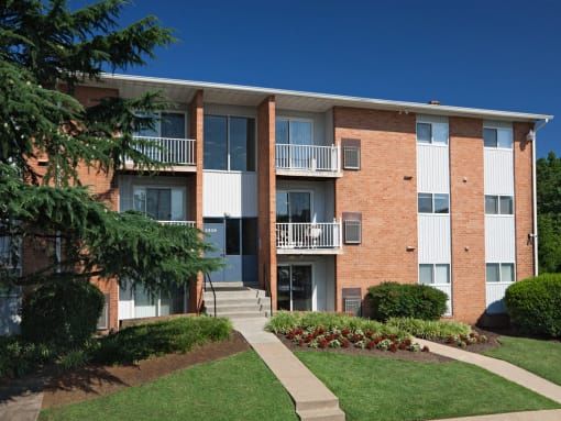 Rock Creek Apartments Exterior