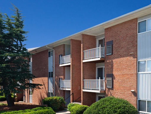 Rock Creek Apartments Exterior