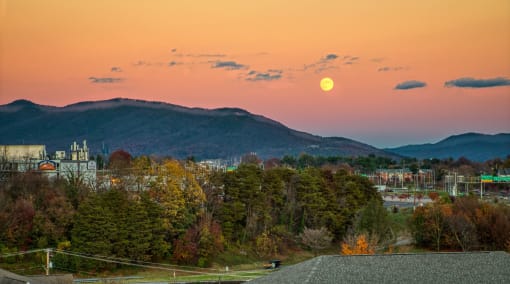 sunset at The View at Blue Ridge Commons Apartments, Roanoke, Virginia