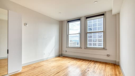 Expansive Windows at Residences at Richmond Trust, Richmond, Virginia