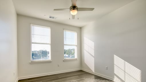 Ceiling Fan at The Port at East Beach Apartments and Marina, Norkfolk, 23518