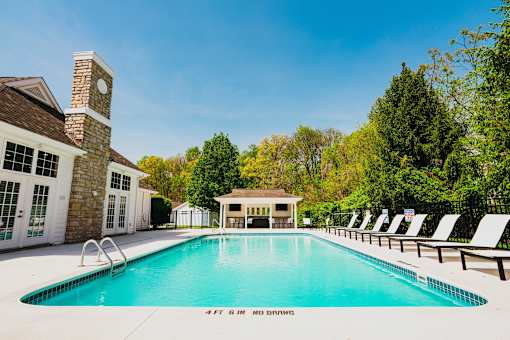 A large swimming pool with a 4ft 6in deep section in the middle.
