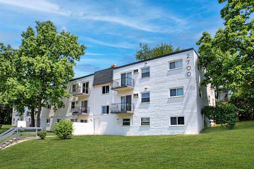 A white building with the number 2700 on it.