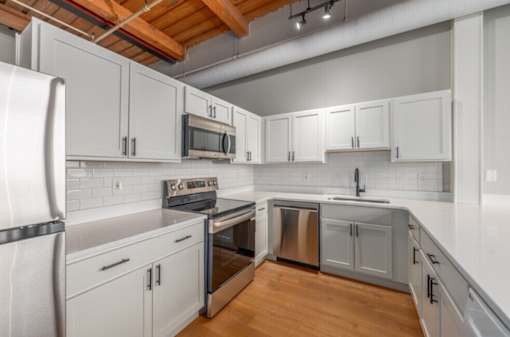 Gourmet Kitchen With Island at Shorehaus Lofts Apartments, Ohio