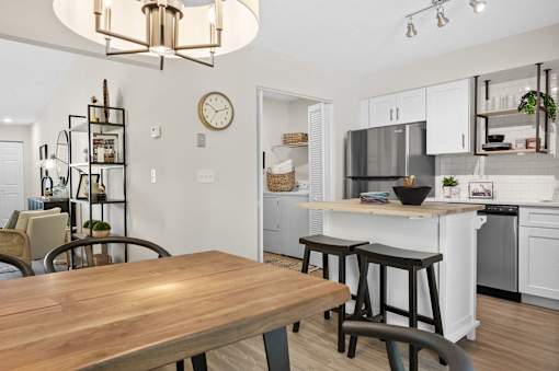 Eat-In Kitchen Table at Concord Place Apartments, Mentor, Ohio