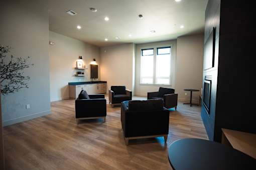 Fireplace Living Area at Eastpark Apartment Homes, Oregon