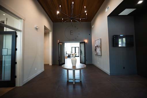 Spacious Lobby at Eastpark Apartment Homes, Salem