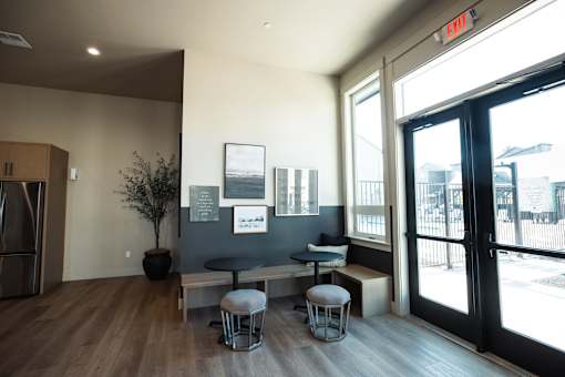 Social Nook at Eastpark Apartment Homes, Salem Oregon