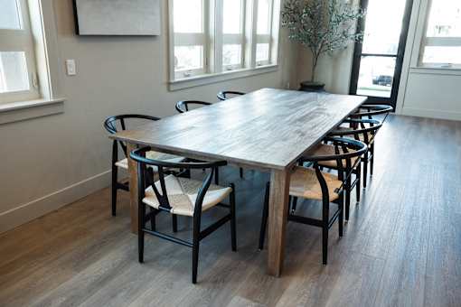 Dining Area at Eastpark Apartment Homes, Salem, OR