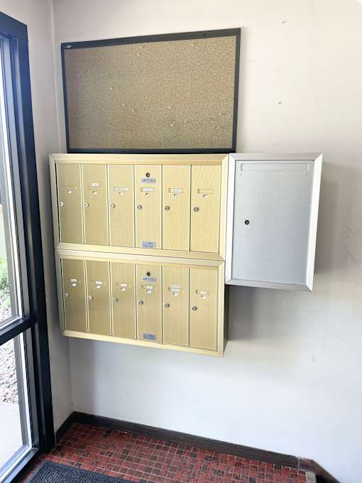 Secure mailboxes