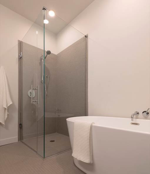Glass separated shower at Lofts at Centennial Yards, Atlanta, GA