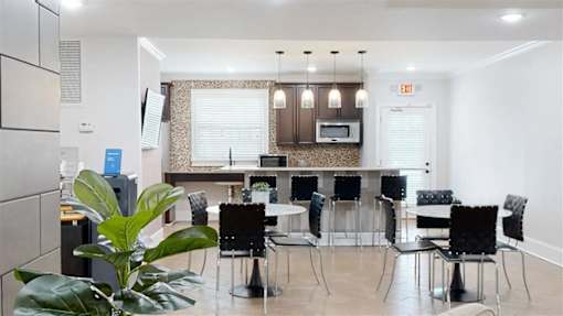 Eat In Kitchen at Vinings RiverVue, Atlanta, 30339