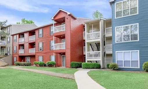 Exterior View at Breckinridge Vue, Duluth, 30096